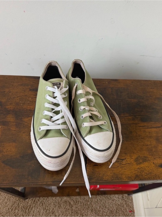Converse Shoes - Converse Low Top Sneakers - Light Olive Green & White